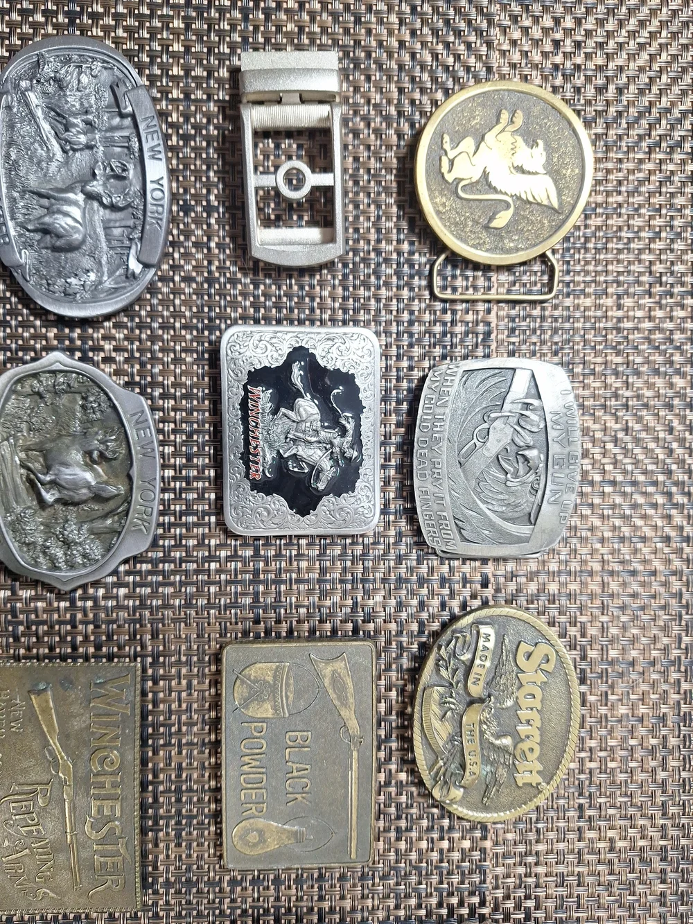 Vintage 19 Belt Buckle Lot-Winchester-Gun-Pistol- Eagle-New YORK-MADE IN USA-JD